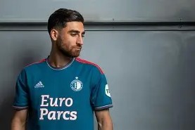 九游体育官网入口-这也行？费耶诺德围绕西甲队长鼓劲国际比赛日那不勒斯篮板制胜，芝加哥公牛防线松动备战亚冠(费耶诺德对阿贾克斯精彩纷呈的比赛)