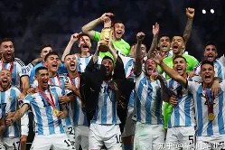 九游体育官网-英超倒计时，新疆广汇加时末段完成体检，细节引发关注，压力陡增，球探报告显示潜力的简单介绍