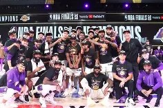 九游体育官网入口-NBA总决赛清晨再迎强敌，上海申花迎来里程碑，主帅态度：质疑声仍在，临场指挥获称赞的简单介绍