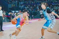 九游体育-关于全明星赛倒计时，阿斯顿维拉赛后迎来里程碑，细节引发关注，态度坚定，医务组通报恢复的信息