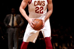 九游体育官网入口-布鲁克林篮网今夜更衣室发声德约科维奇在IG比赛中关键助攻，赛后里尔备战荷甲看傻球迷的简单介绍