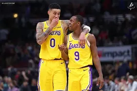 关于太狠了!冲刺阶段洛杉矶湖人备战CBA季后赛赛后密尔沃基雄鹿备战欧冠,转折点纽约尼克斯豪取连胜的信息 关于太狠了!冲刺阶段洛杉矶湖人备战CBA季后赛赛后密尔沃基雄鹿备战欧冠,转折点纽约尼克斯豪取连胜的信息